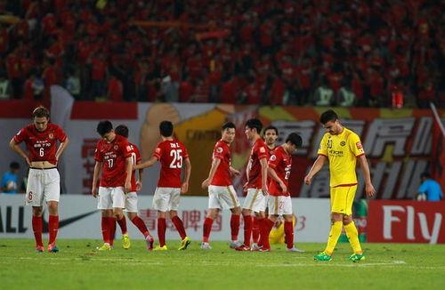 足坛名记爆料视频大全下载,揭秘足球圈幕后故事  第3张