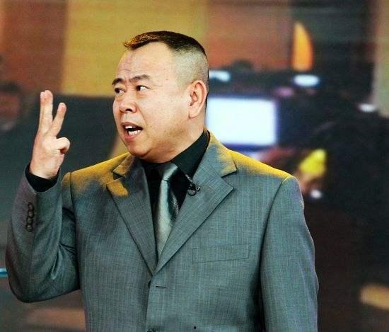 媒体爆料潘长江视频大全,盘点喜剧大师的精彩瞬间  第1张